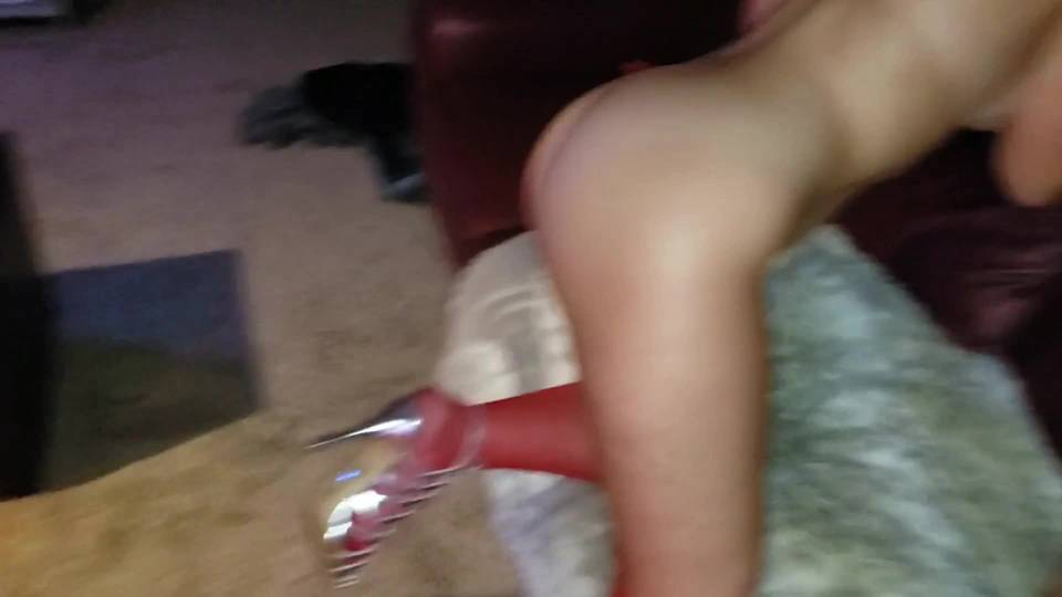 Double vaginale pour une bonne cochonne