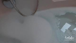 Couple amateur francais baise dur dans le bain